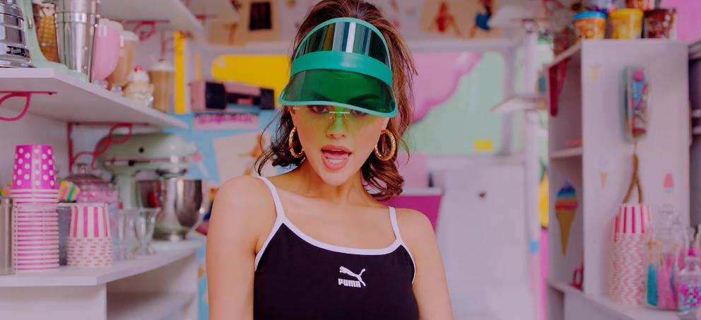 粉墨组合jenny名场面,粉墨演唱会jennie美国场