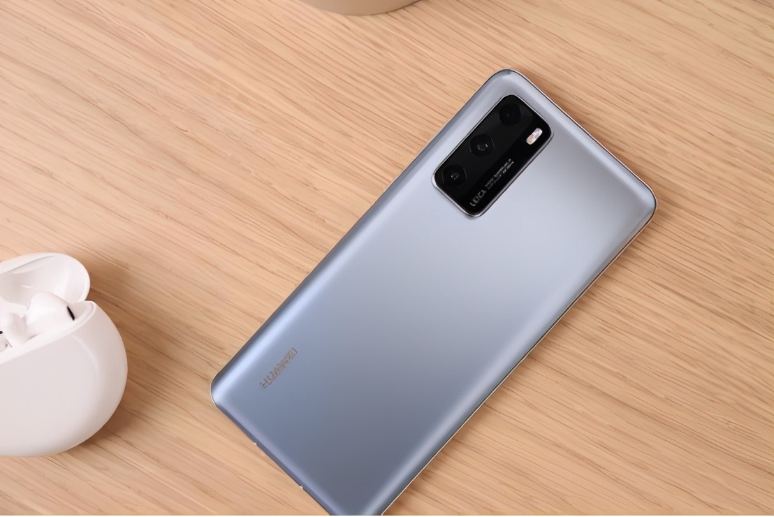 小米oppovivo华为哪个性价比最高,华为1000多手机哪台最性价比最高