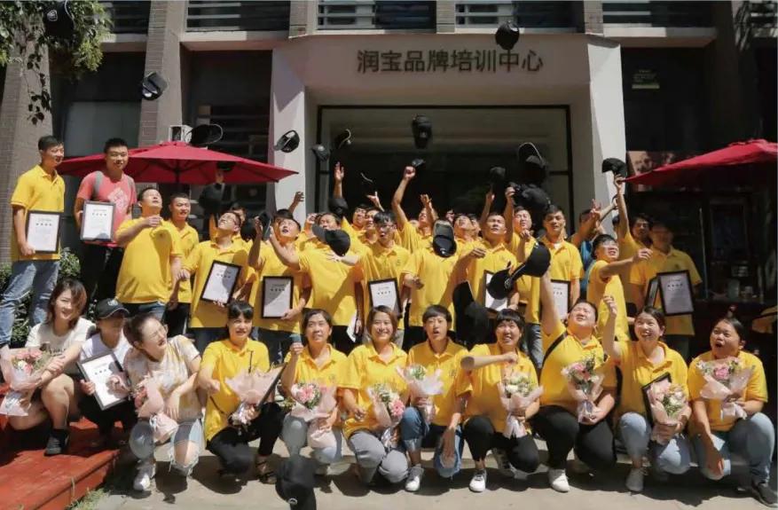 好幸福全球零食官网加盟费,好幸福全球零食店生意怎么样