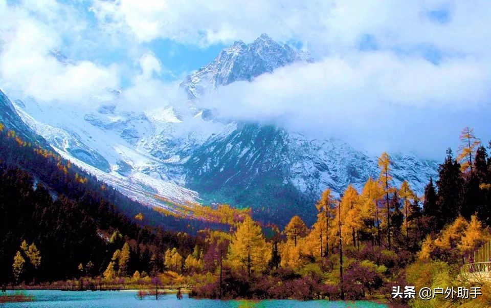 国内十大经典徒步路线,十大户外经典驴友线路