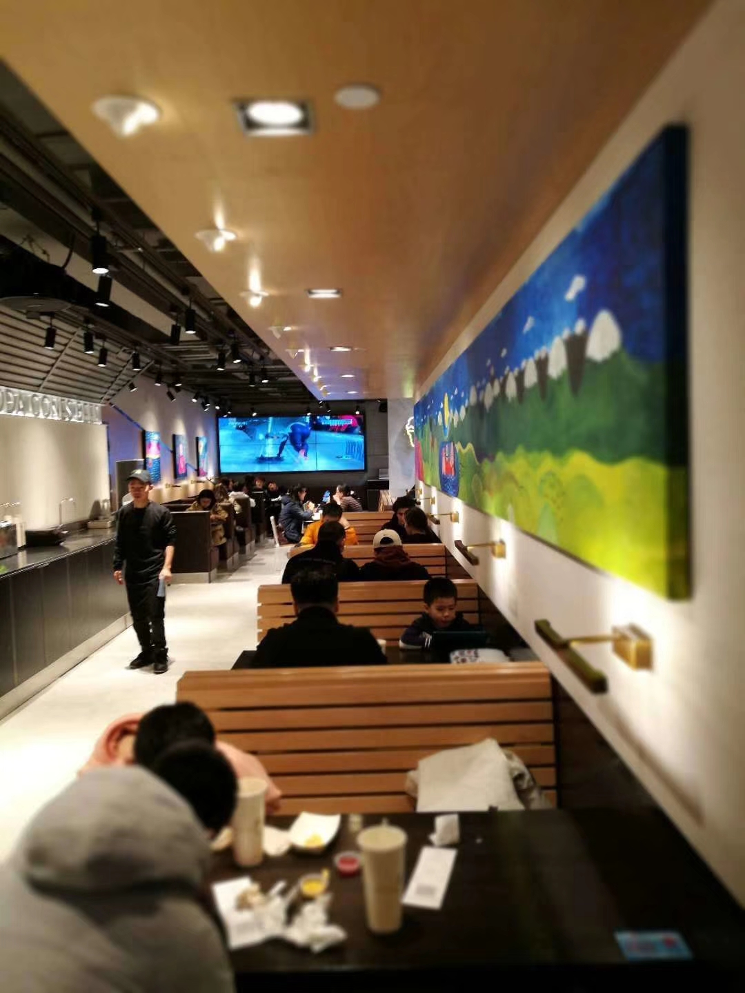 全球有几家肯德基麦当劳汉堡王,中国第一百家肯德基