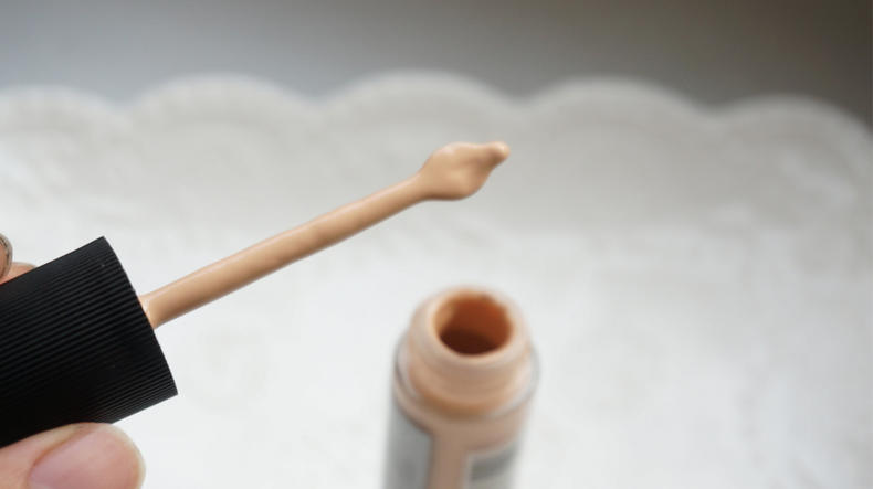 涂隔离霜如何让皮肤看起来不容易,隔离霜不能抹在哪