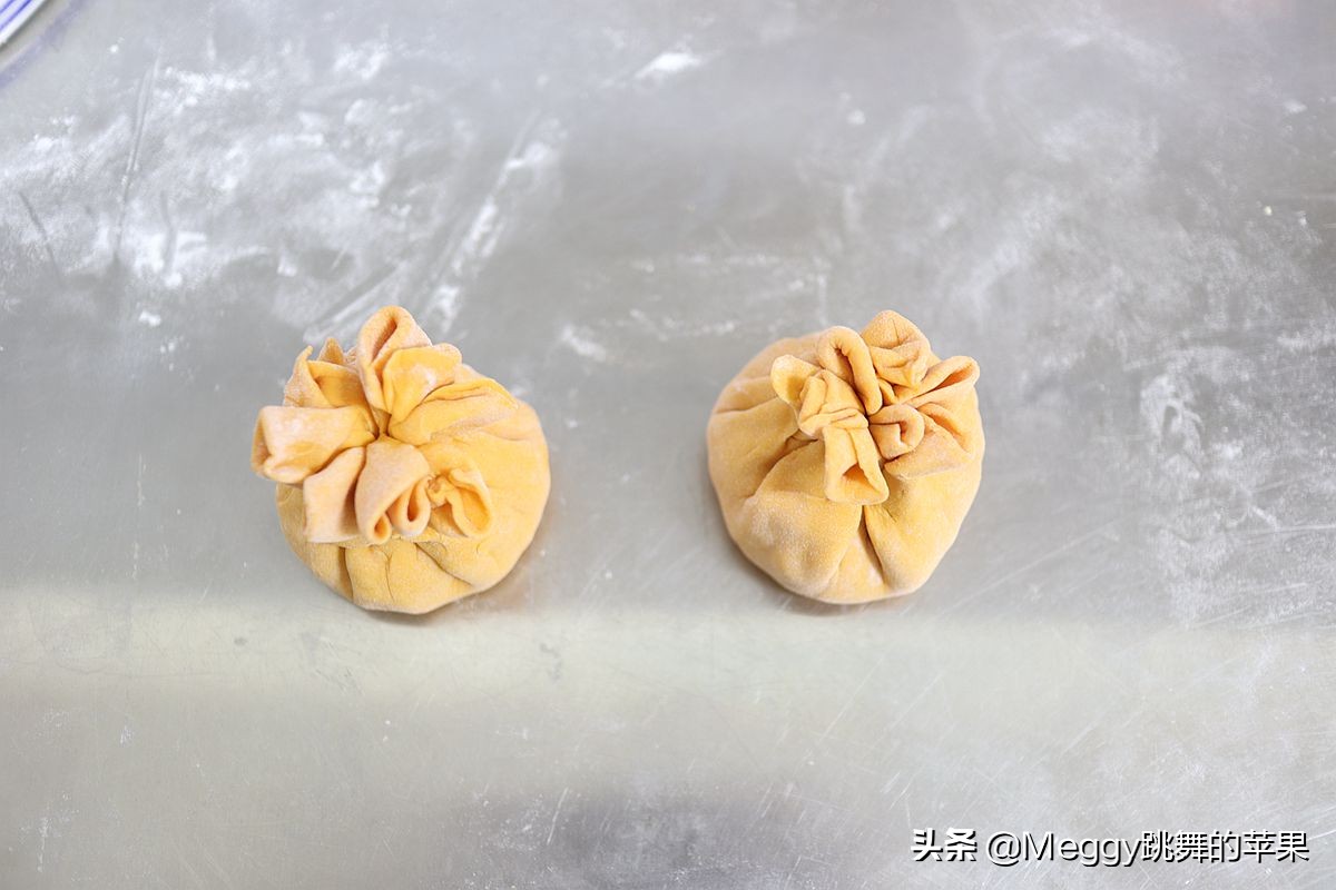 包子一次性醒发视频,福袋大包子的包法