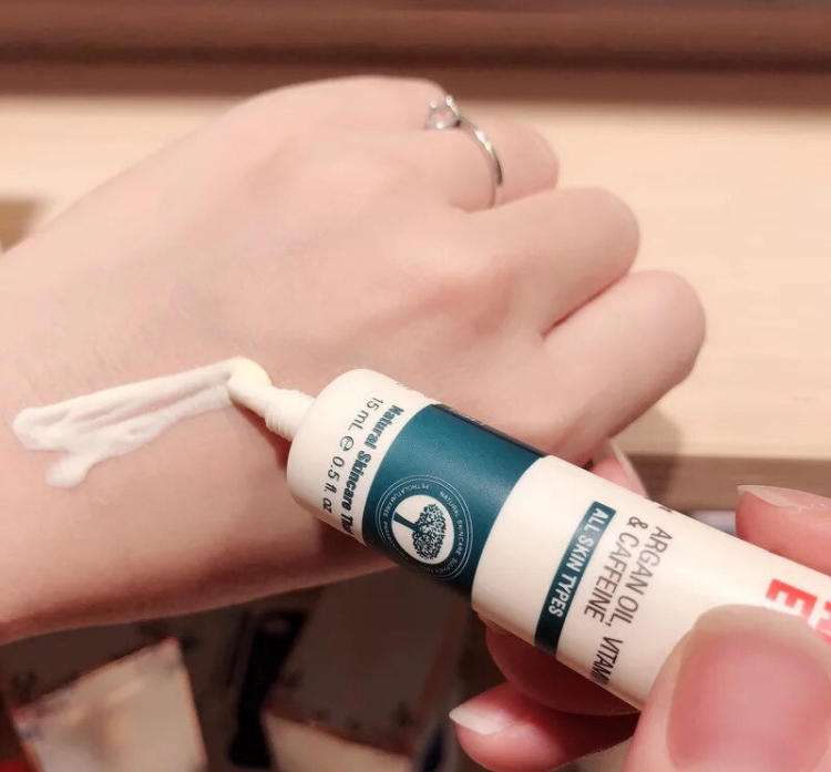 大牌好用眼霜推荐,大牌好用的眼霜