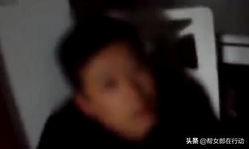 女子错把警察当安保踢后续,误将民警当客人
