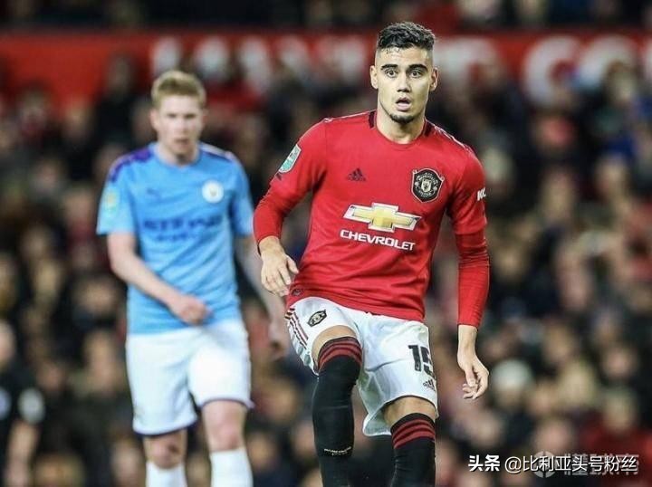 球员都是时间管理大师，C罗*用御**睡眠教练尼克教你睡觉