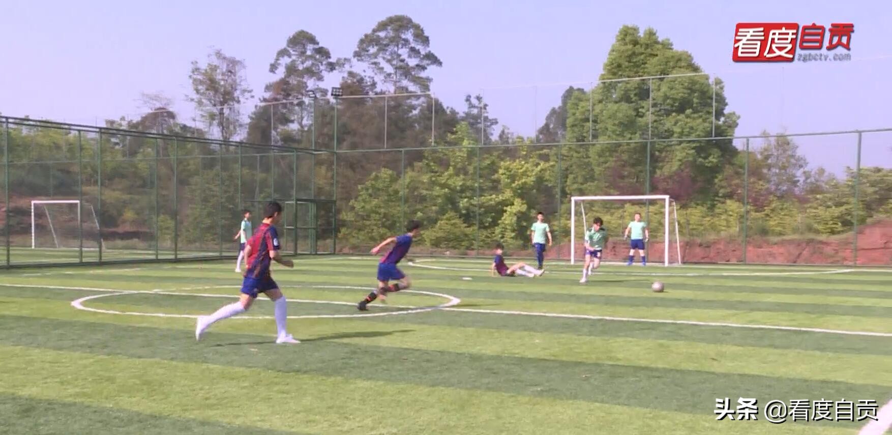 乡村足球场建设,农村有一片地想建足球场