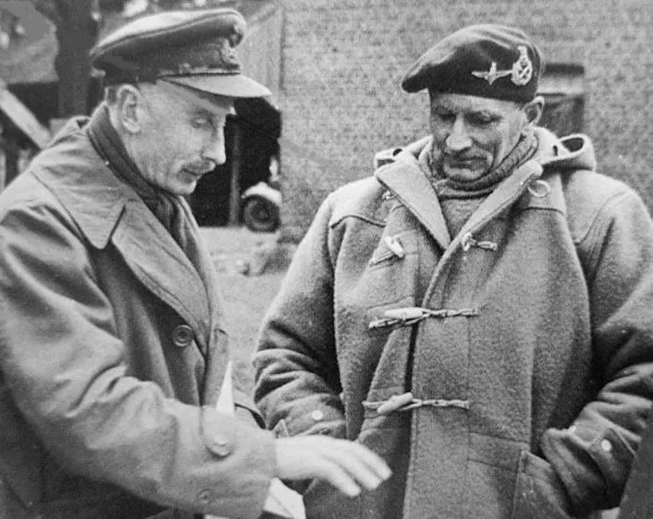 倪妮高马尾走秀,倪妮民国学生装