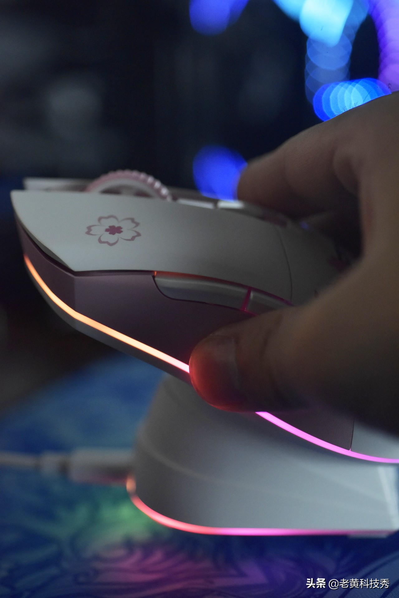 软妹用的鼠标什么样:达尔优EM901轻量化首测,感受樱花的轻盈