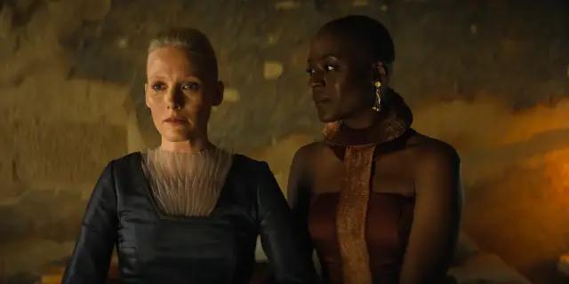 基地阿西莫夫沙丘,海伯利安和沙丘哪个好看