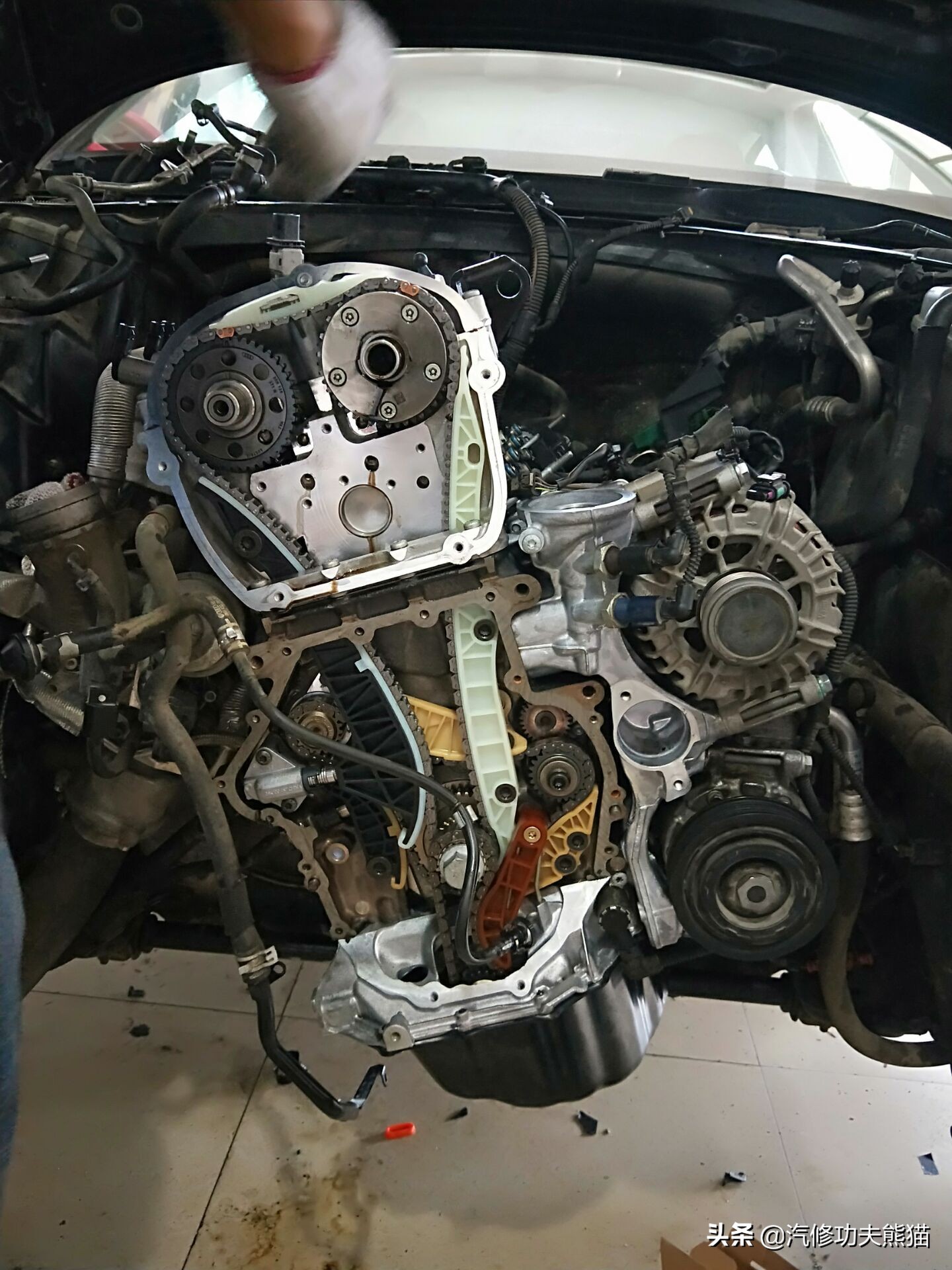 07年奥迪a6轻微烧机油怎么解决,奥迪2007款a6烧机油的原因