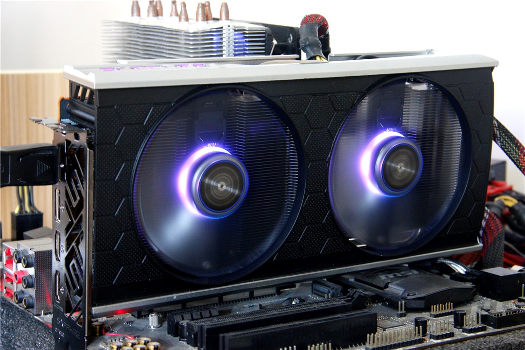 rx5500xt和rx5600xt哪个值得购买,rx5500xt是什么级别的