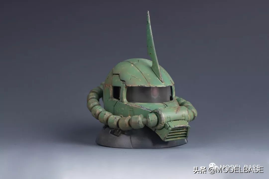 扎古扭蛋头组装,万代蓝标扎古和红标扎古