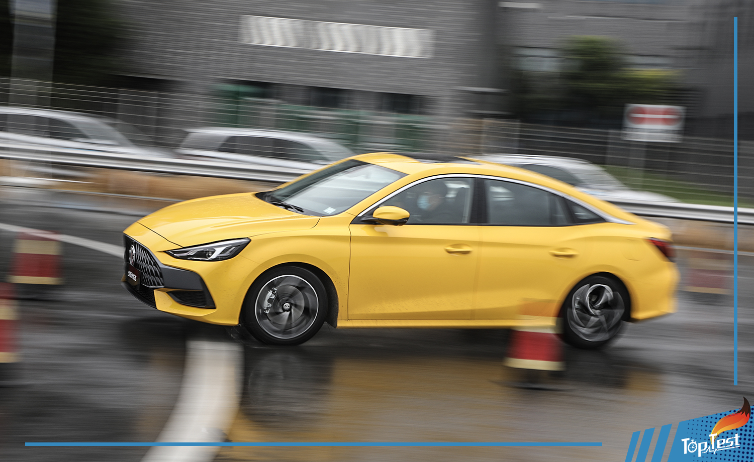 全新mg5试驾,上汽名爵轿跑mg5