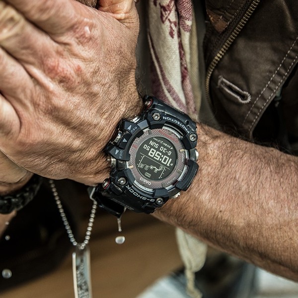 卡西欧手表的背面信息解读 (卡西欧手表功能字母代表)