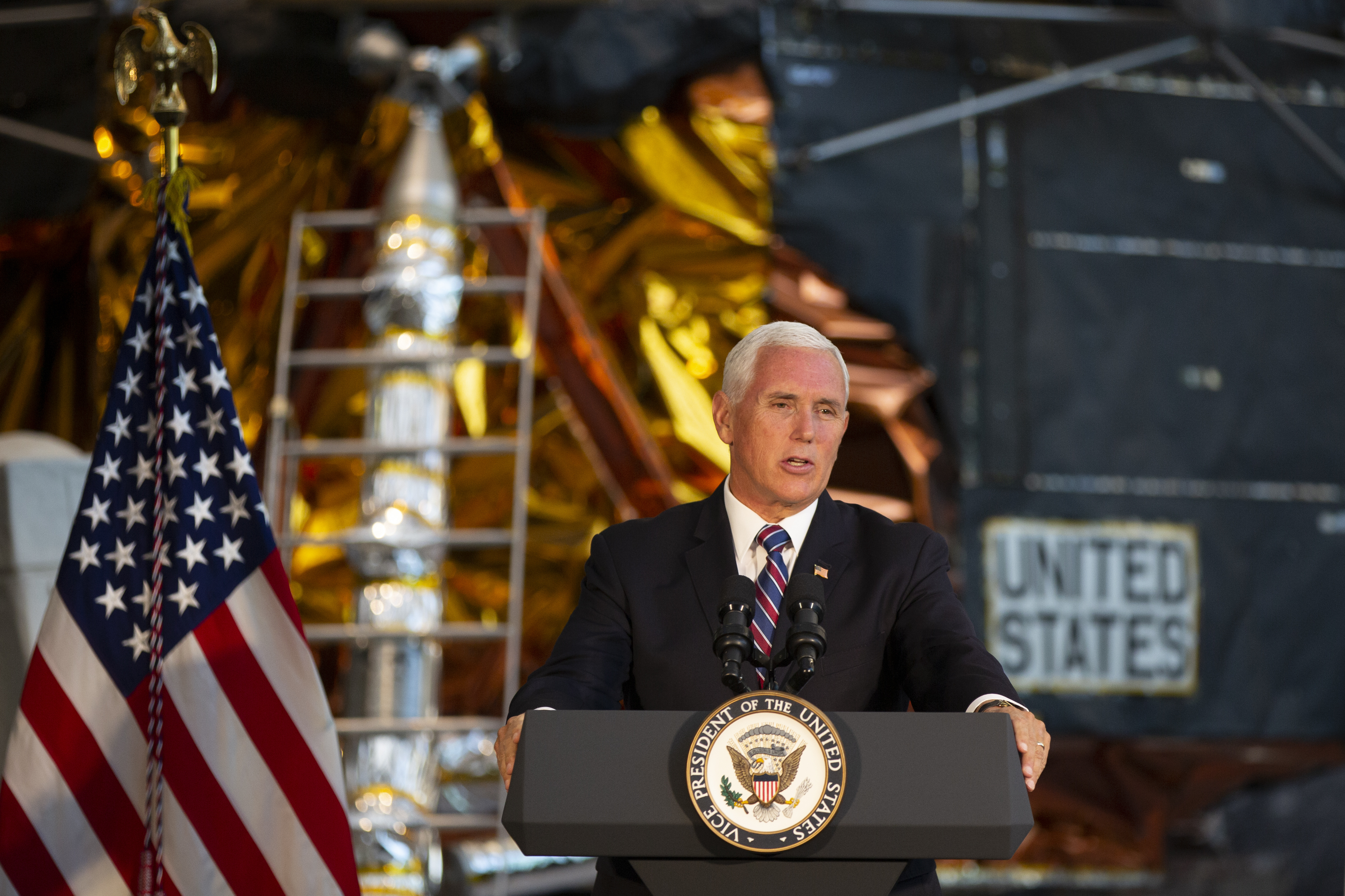 美国阿波罗登月揭秘,美国1969年阿波罗登月全程记录