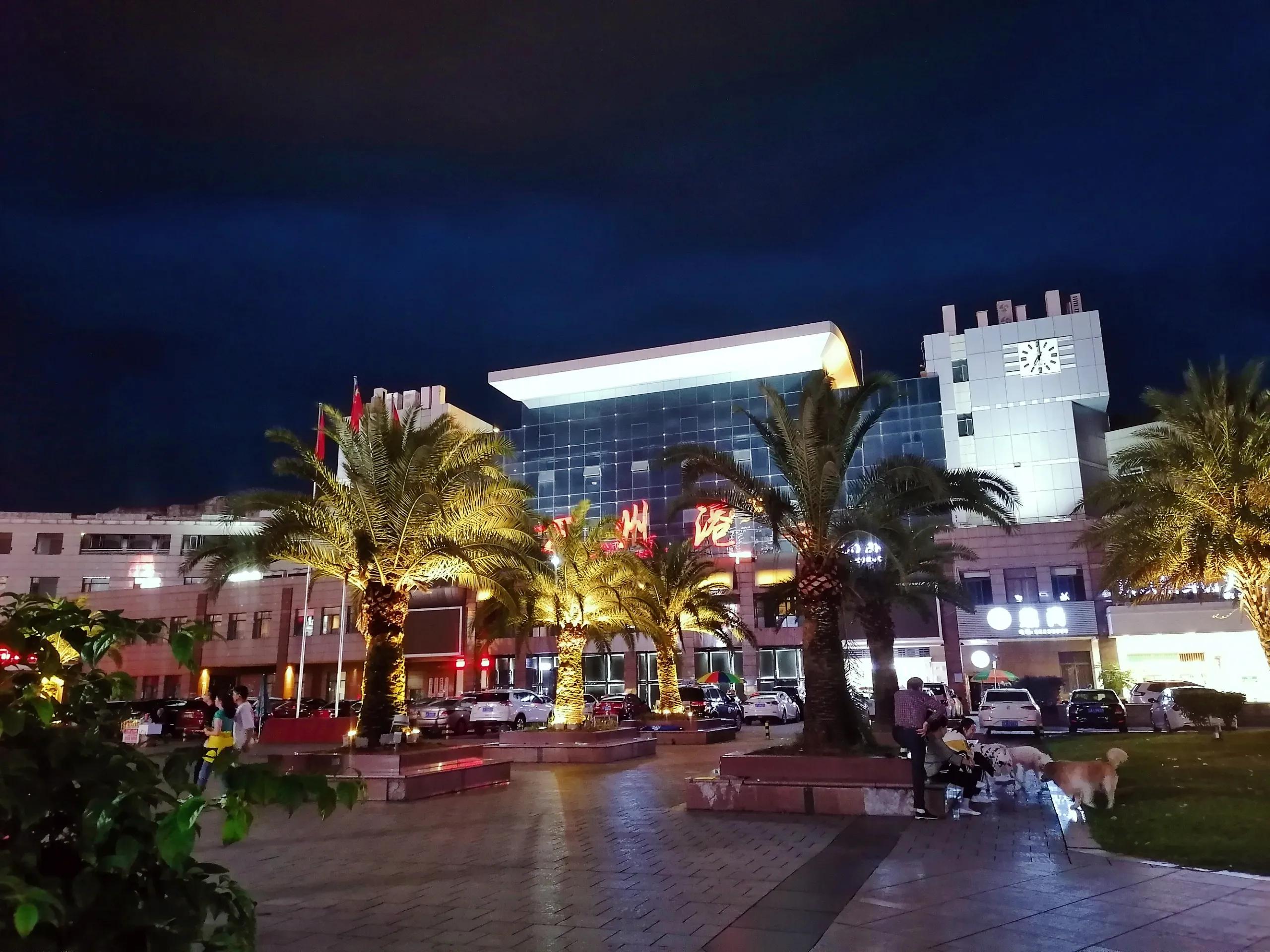 万州在重庆的实力如何?是最强吗?感觉很厉害的样子!