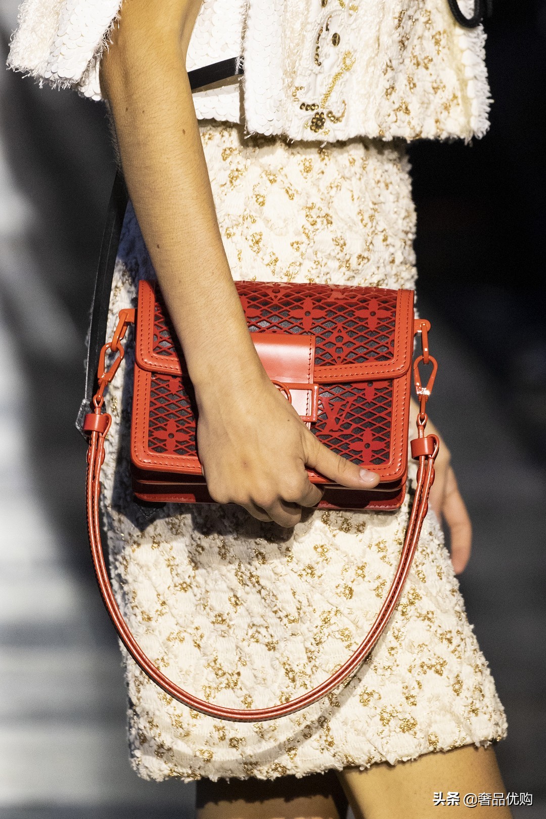 lv新包大全套都是包含什么,lv新包