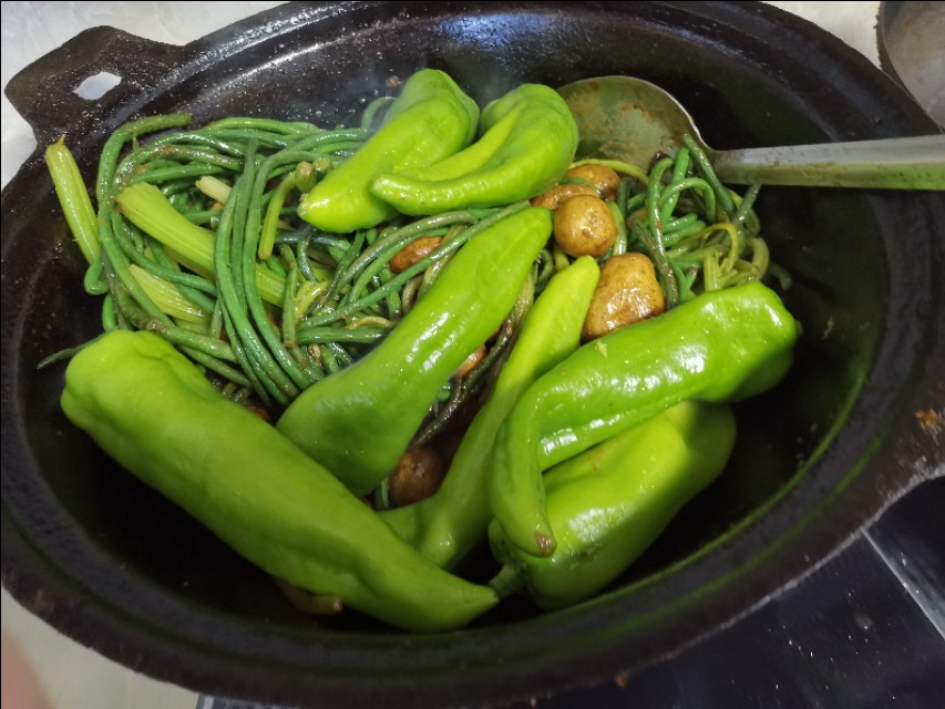 大铁锅烀饼子,沈阳烀小土豆咸菜