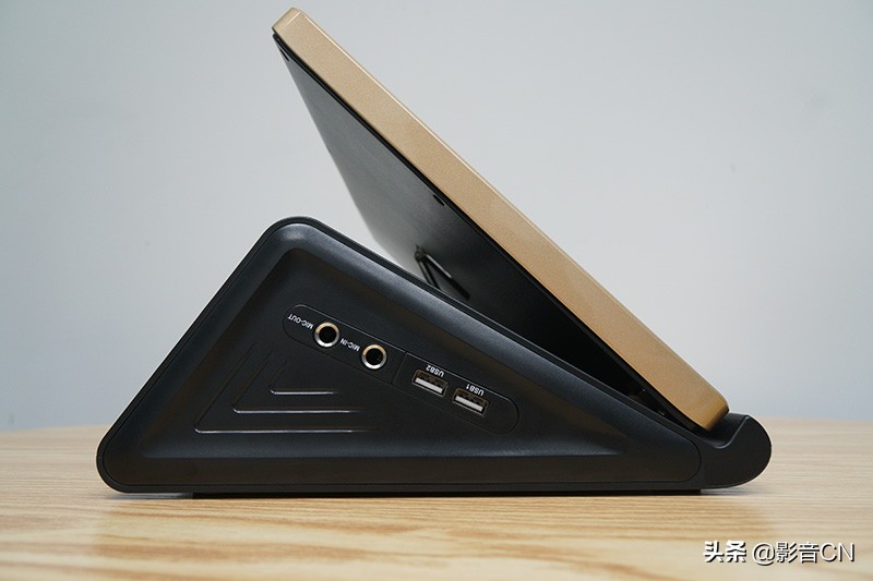 提升K歌观影体验的最简方案威酷V30超高清家庭娱乐系统