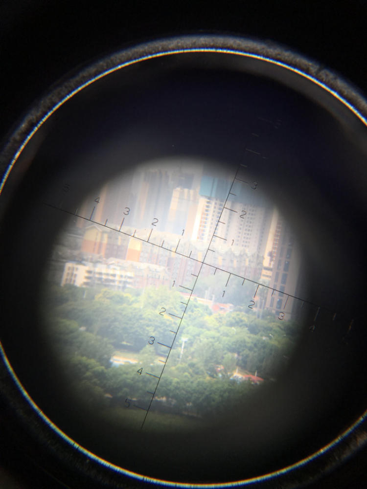 *击狙**手能盲狙目标吗，真正的*击狙**手喊话别被游戏欺骗了