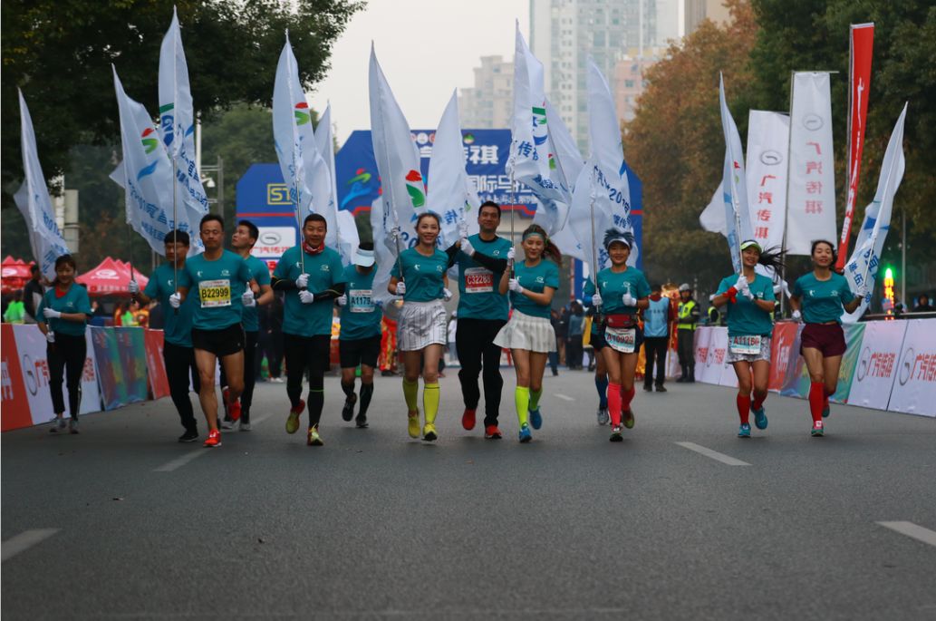 马拉松训练计划2小时10分,全程马拉松训练计划16周