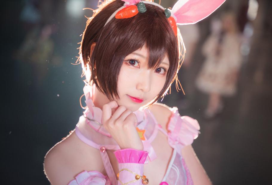 斗罗大陆小舞cos兔子不是吃草的吗,斗罗大陆真人cos小舞和唐三合照