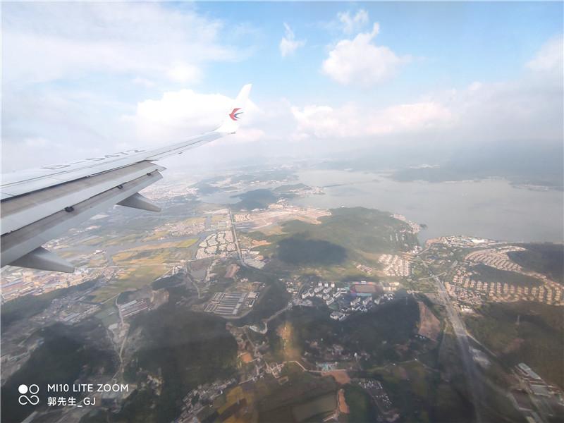 2020现代第七代伊兰特白色,小米社区新品季