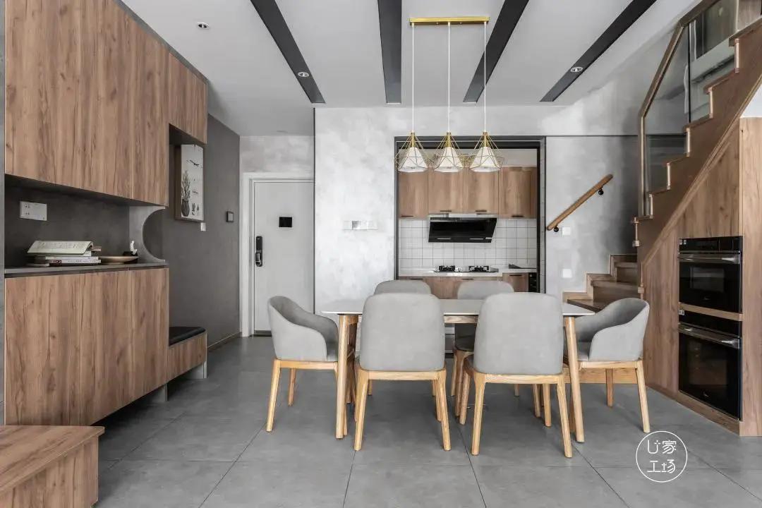 怎么用少量的护墙板装修出高级感,最简单护墙板全屋装修效果