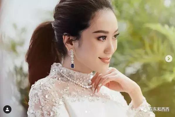 这场嫁女的婚礼太唯美了，泰国白富美姐妹花的日常是什么样？