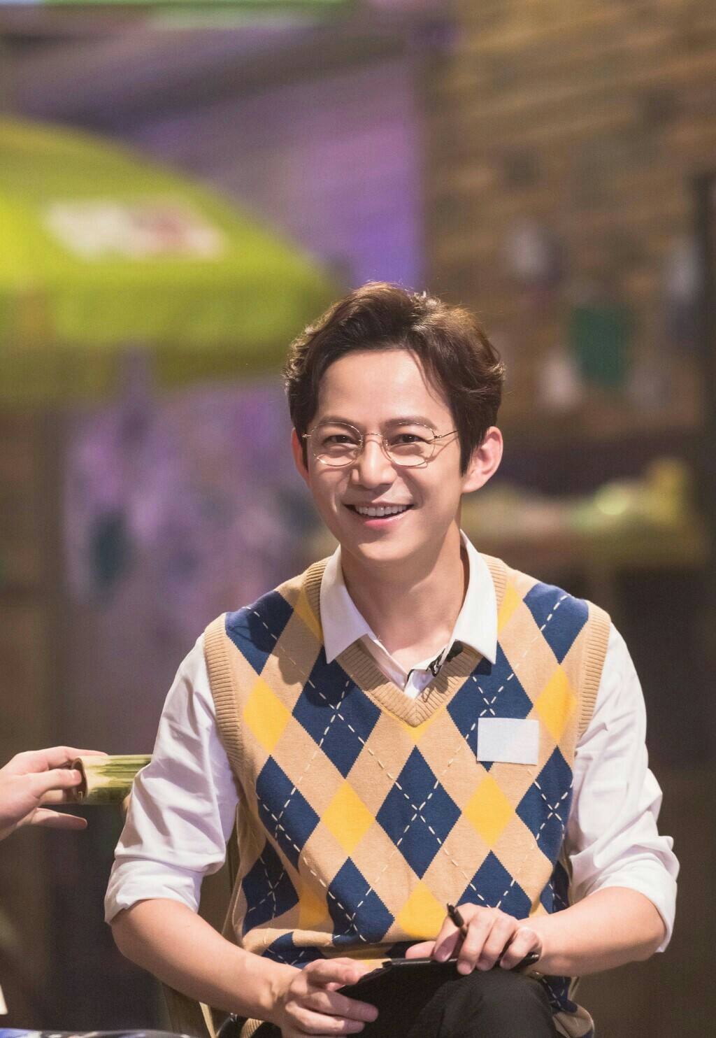 周杰伦黄晓明沙溢吴彦祖聂远,黄晓明周杰伦头发稀疏