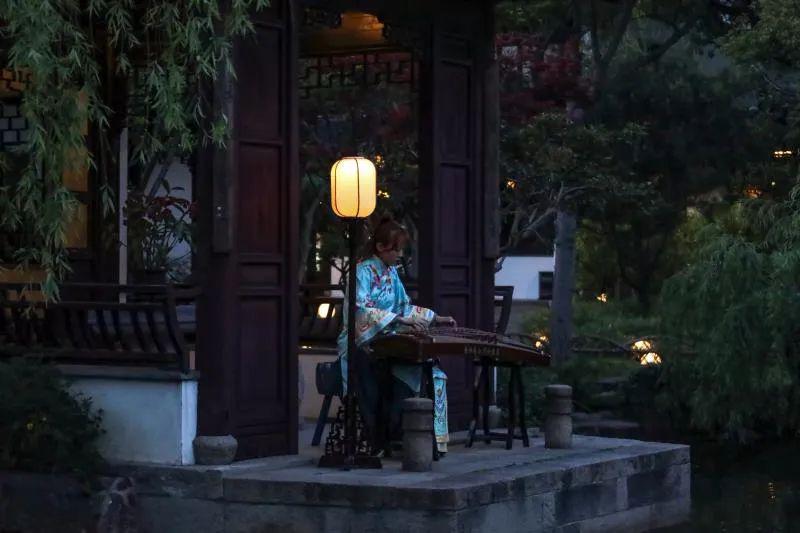 妻子主动帮沈复纳妾,不料被该女子“放鸽子”,一气之下撒手人寰