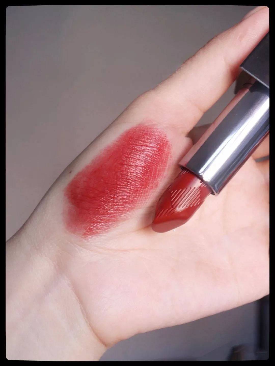 大牌口红推荐黄皮显白不沾杯遮纹,显白6色口红