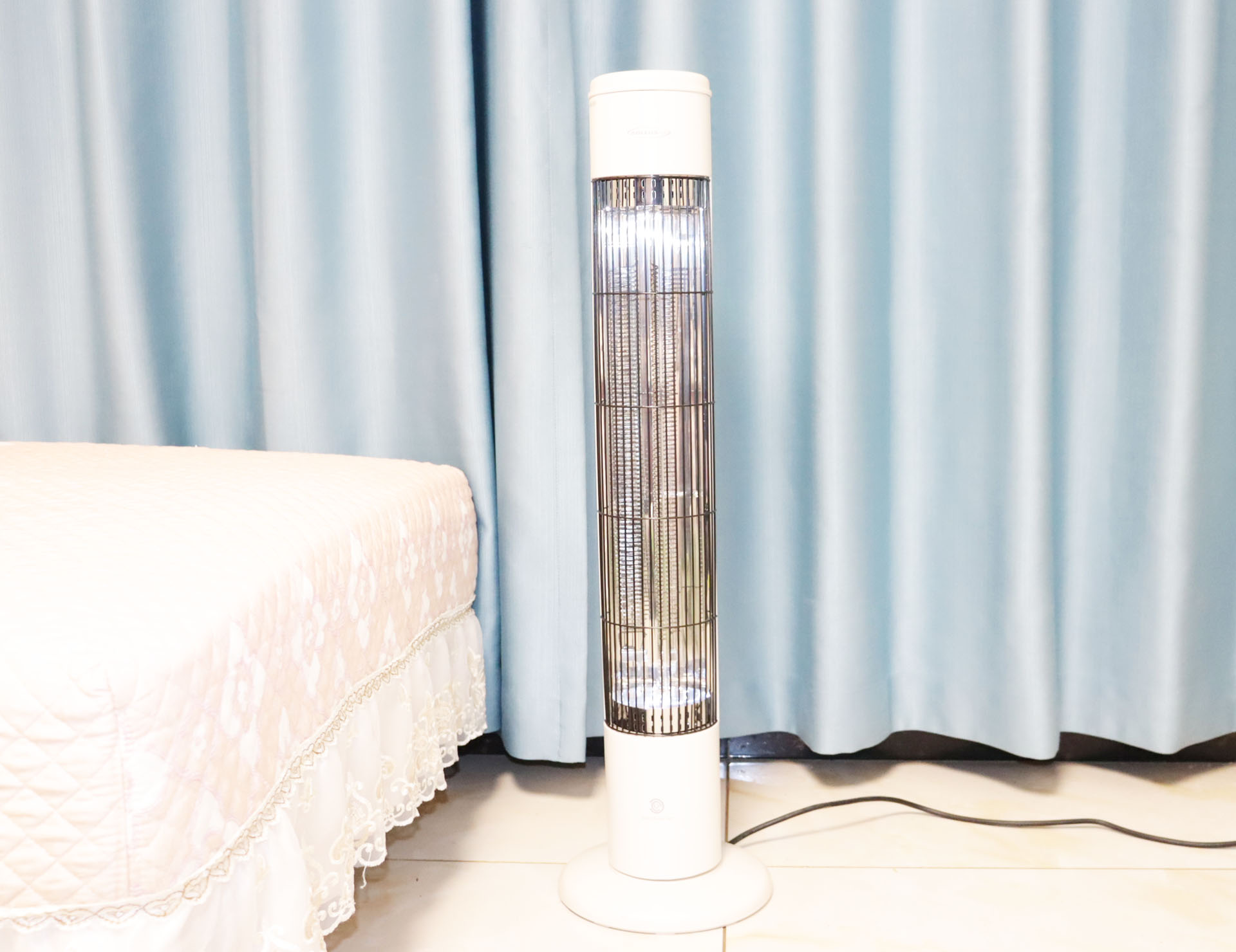 超薄节能取暖器,暖风机石墨烯家用静音取暖器