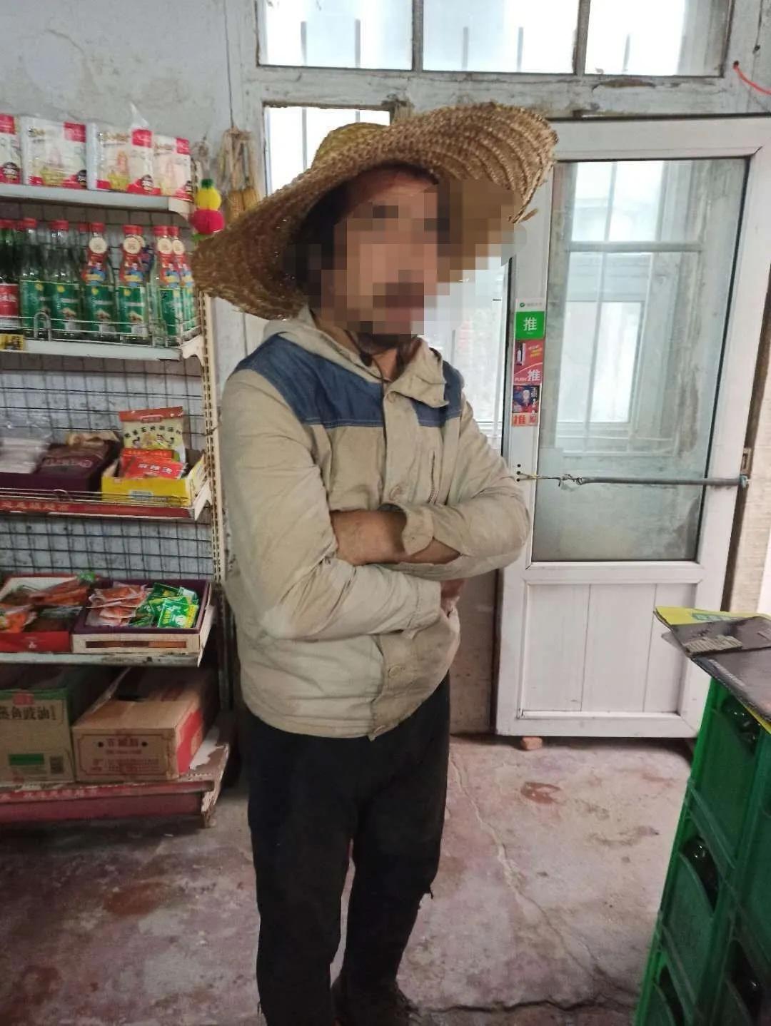 起底哈尔滨性侵5岁女童嫌犯“傻六子”:几乎天天酗酒,事发前喝了两瓶老白干,与养母靠捡废品为生