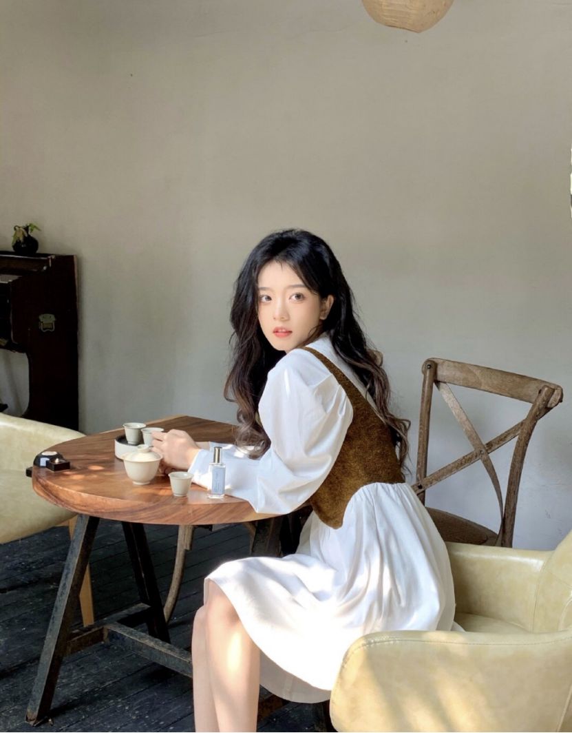 1807服装高级感,2077经典的服装