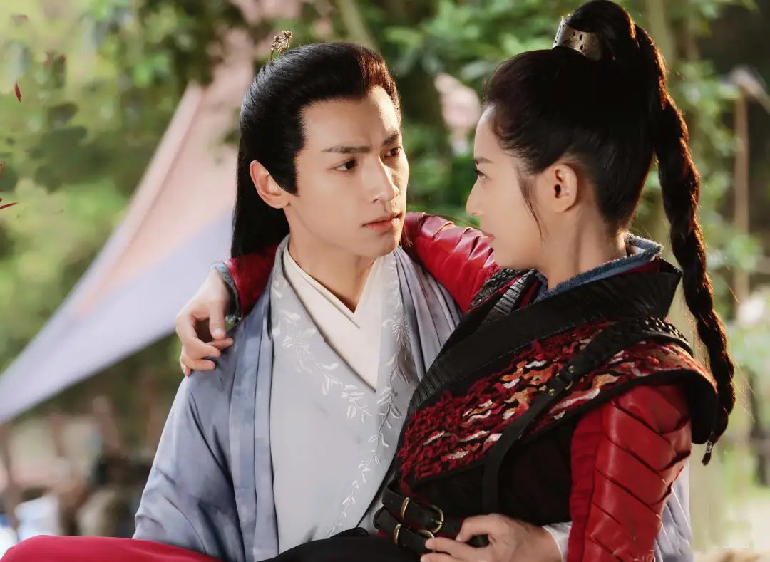 罗云熙月上重火有多好看,罗云熙白鹿长月烬明豆瓣评分