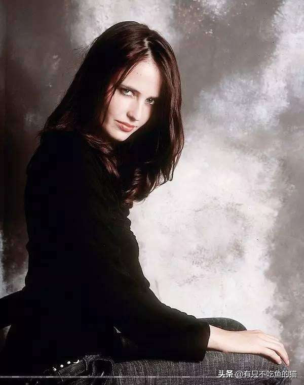 黑暗女巫伊娃格林,黑暗阴影伊娃格林与吸血鬼