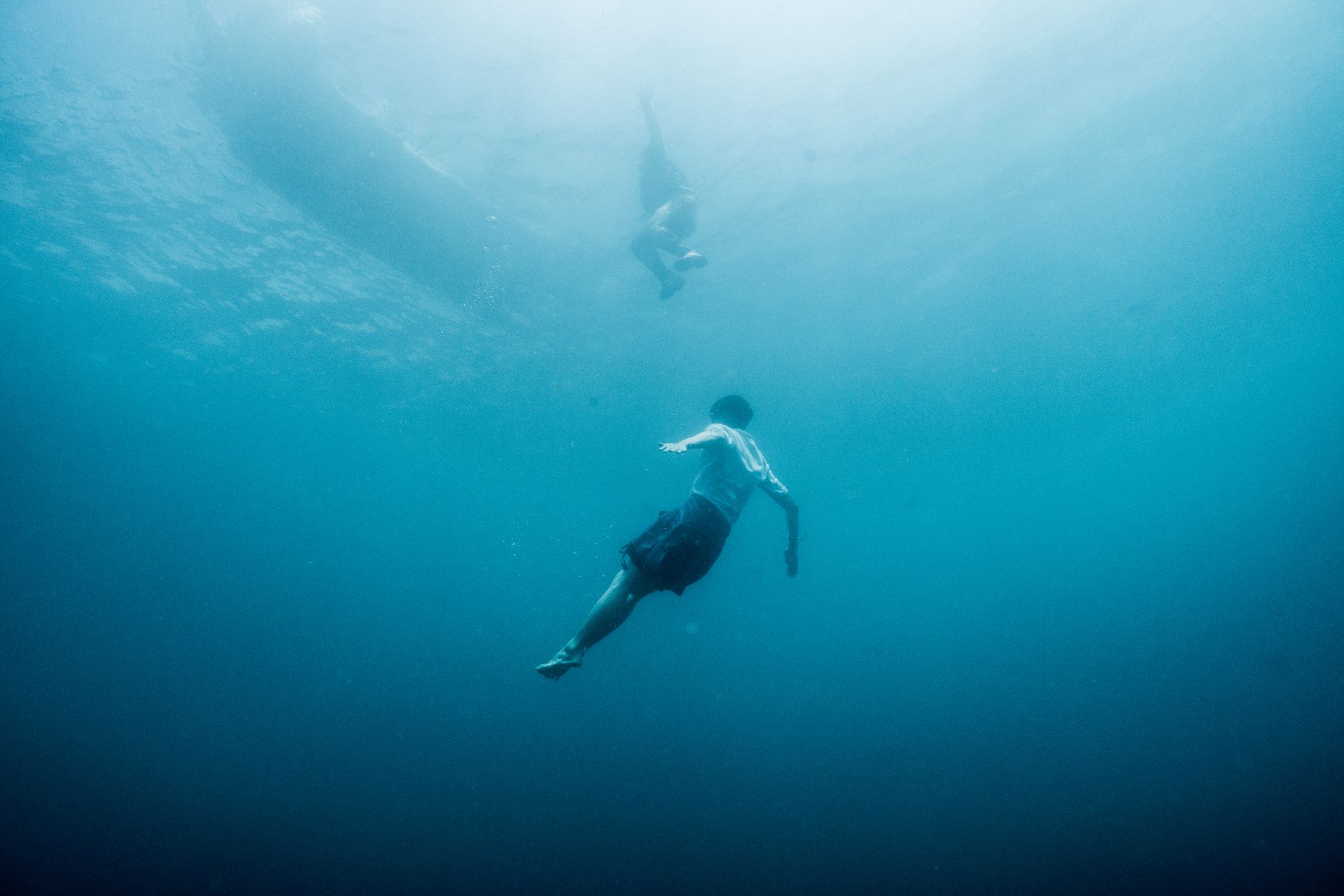 《*处破**》影评：一部象征意涵大于情节意义的公路电影