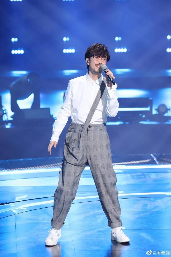 周传雄与张信哲哪个厉害,周传雄与张信哲比高音