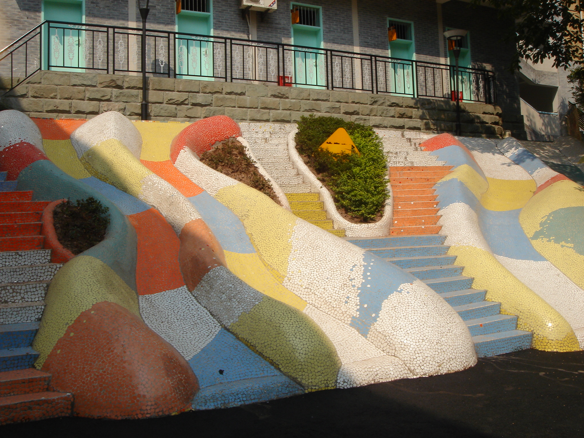 渝中区三巨头小学,重庆巴蜀小学简介