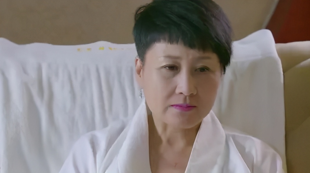 该不该让女儿买房,该不该给女儿买套房子