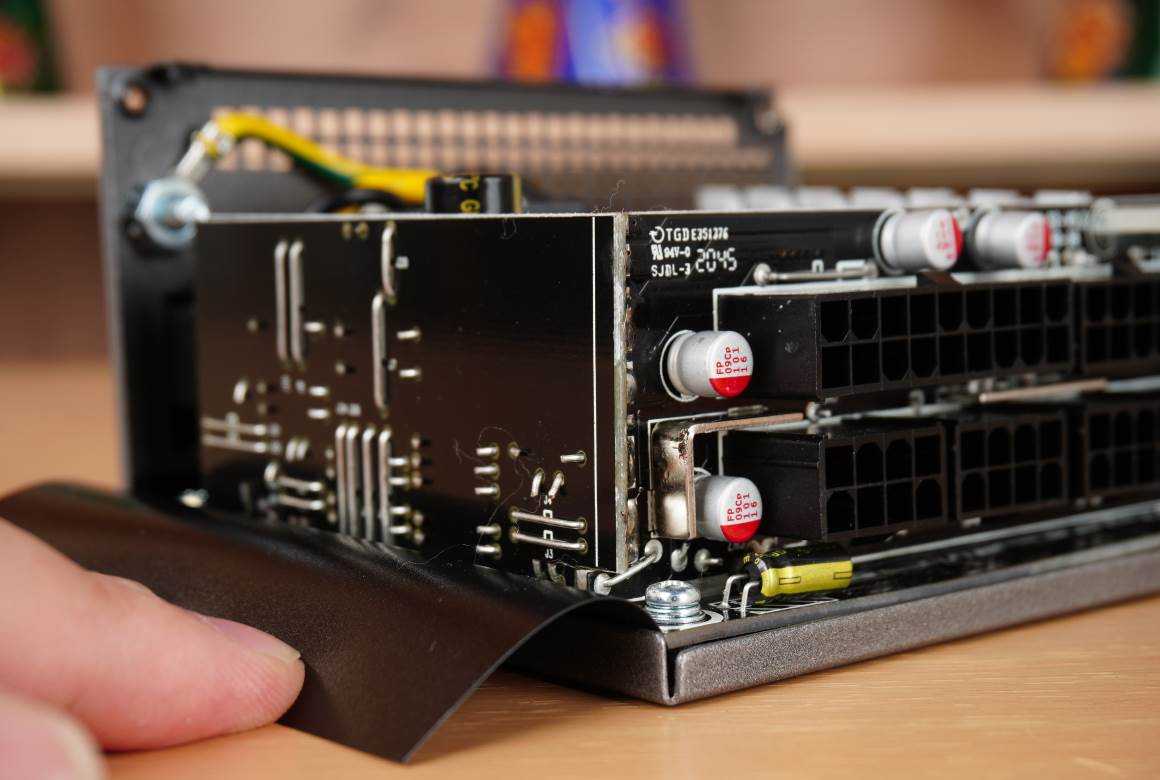 先马趣造最佳搭档，先马金钻650MSFX电源开箱拆解