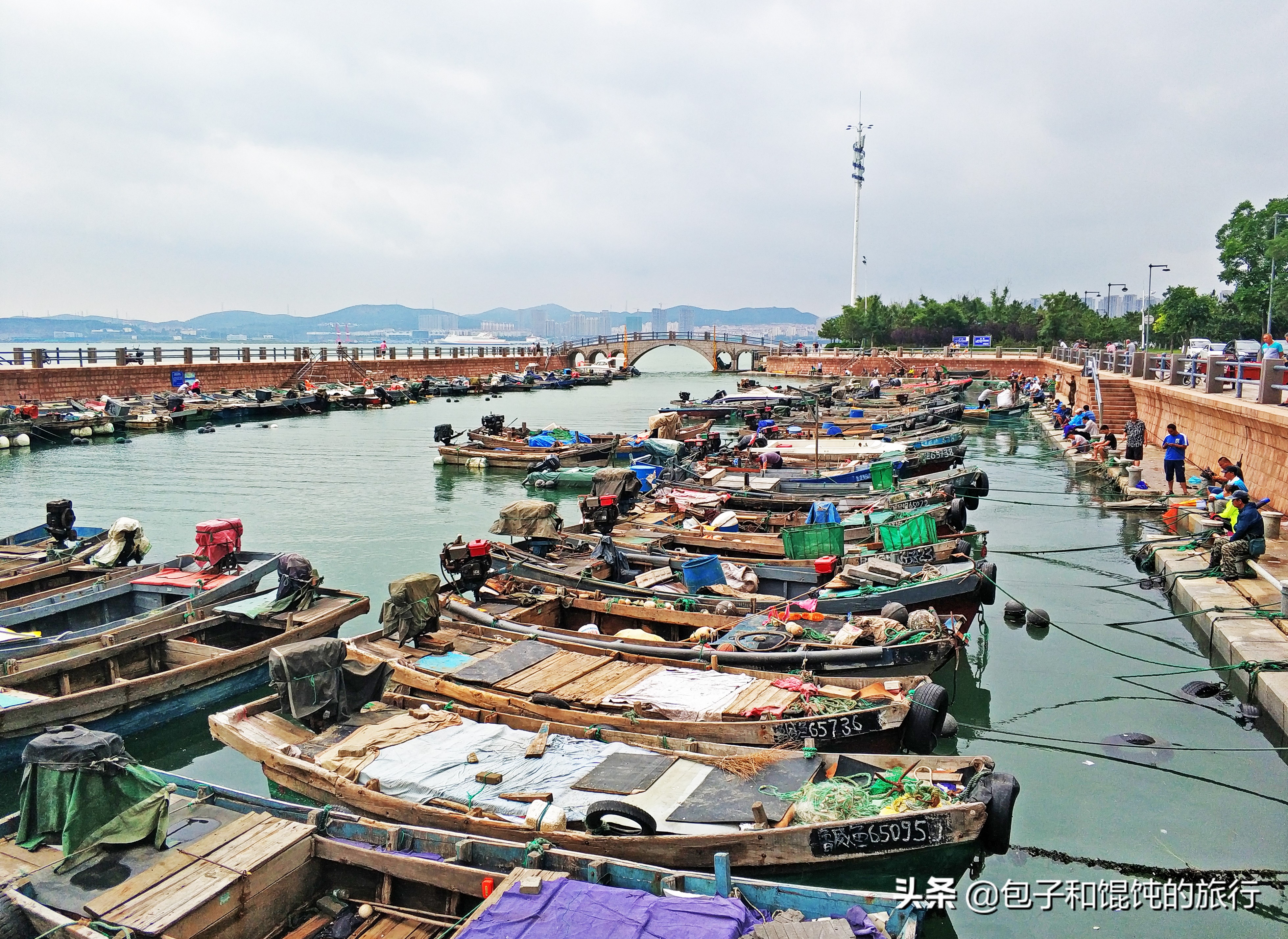 威海荣成和石岛及乳山之间的关系,乳山和威海是一个市吗
