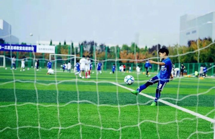 涓夋槦瓒崇悆,涓夋槦灏忓鏍″洯瓒崇悆