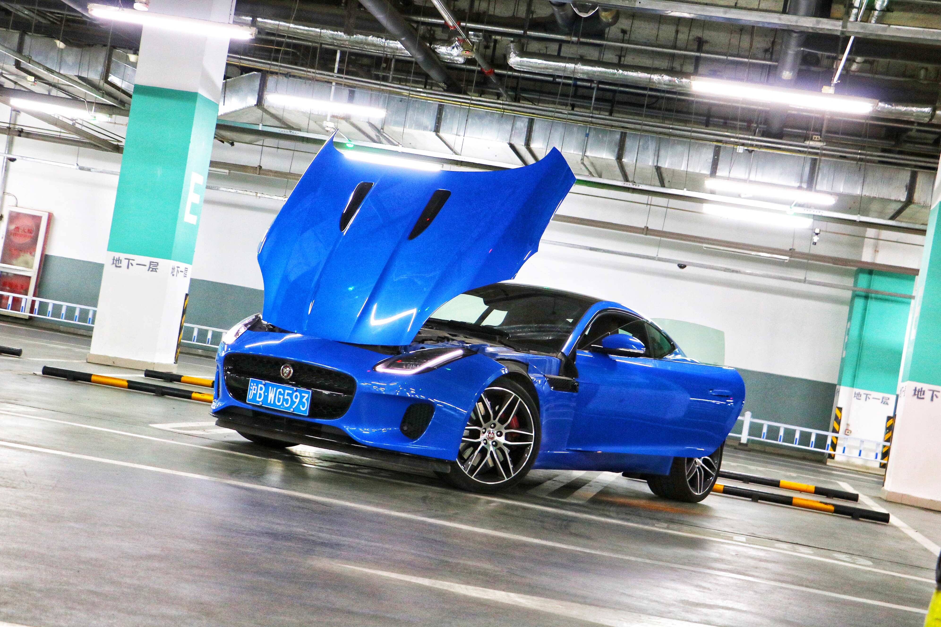 与“赫本”独享二人世界，焦点测试F-TYPE2.0T