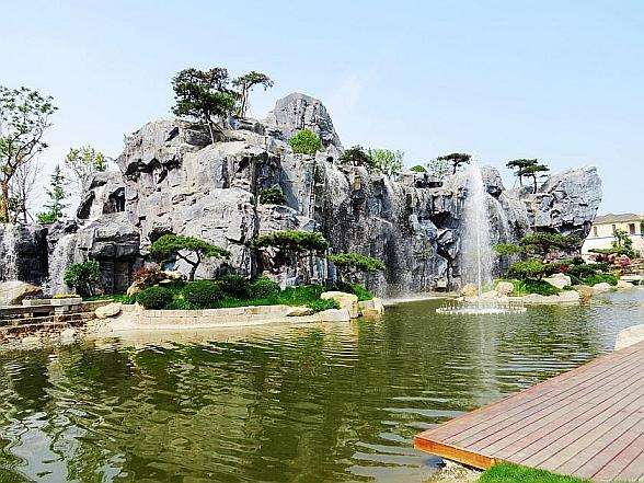 鹧鸪天-碧云花园十里水乡