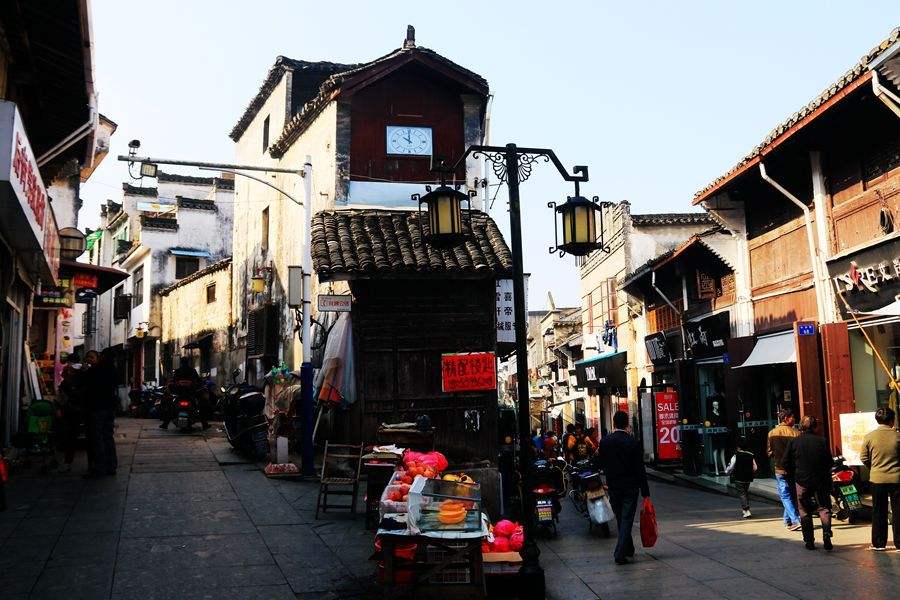 文房四宝产地歙县~盆景徽剧之乡~高山土楼梯田