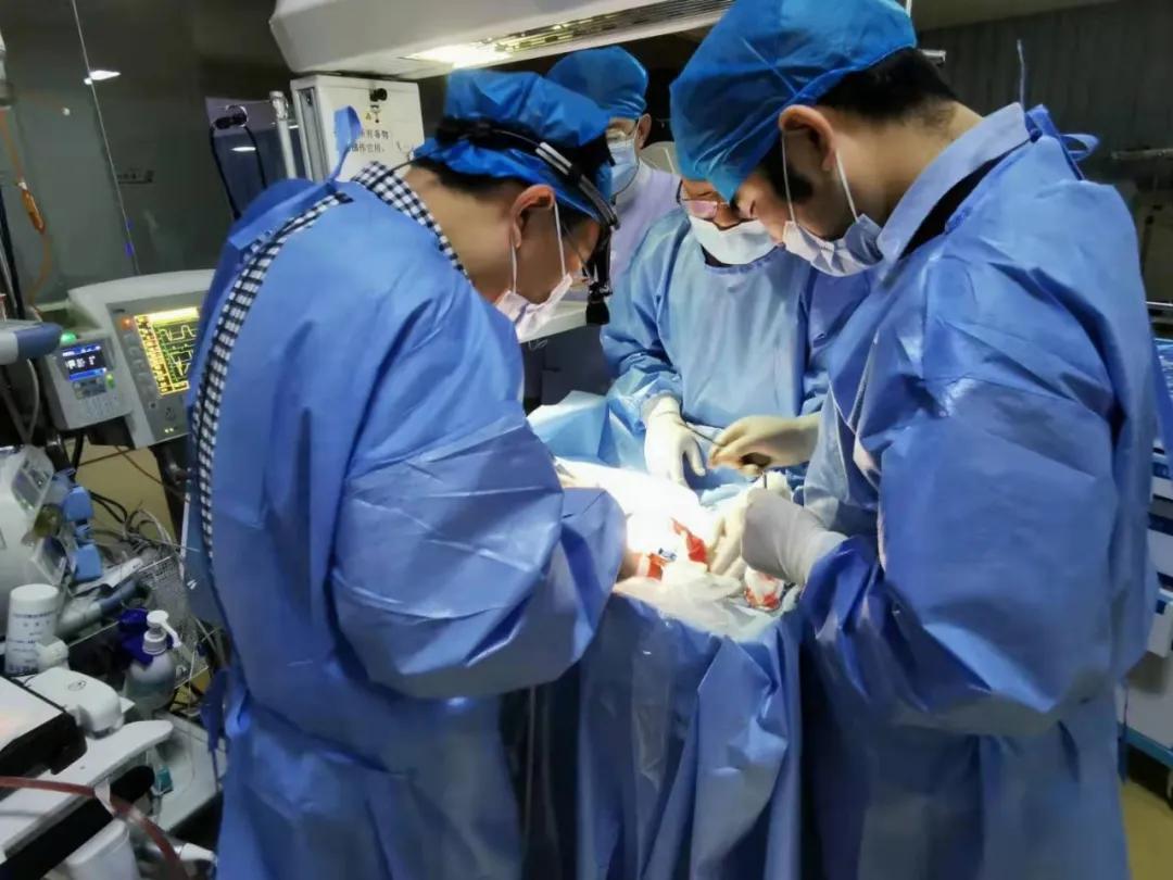 crrt杩炵画鑲捐剰鏇夸唬娌荤枟,鍗佸牥甯備汉姘戝尰闄㈡柊鐢熷効icu