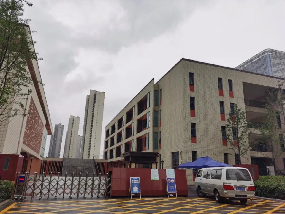 海峡城二手房成交价再刷新,南京河西海峡城云玺湾二手房价格